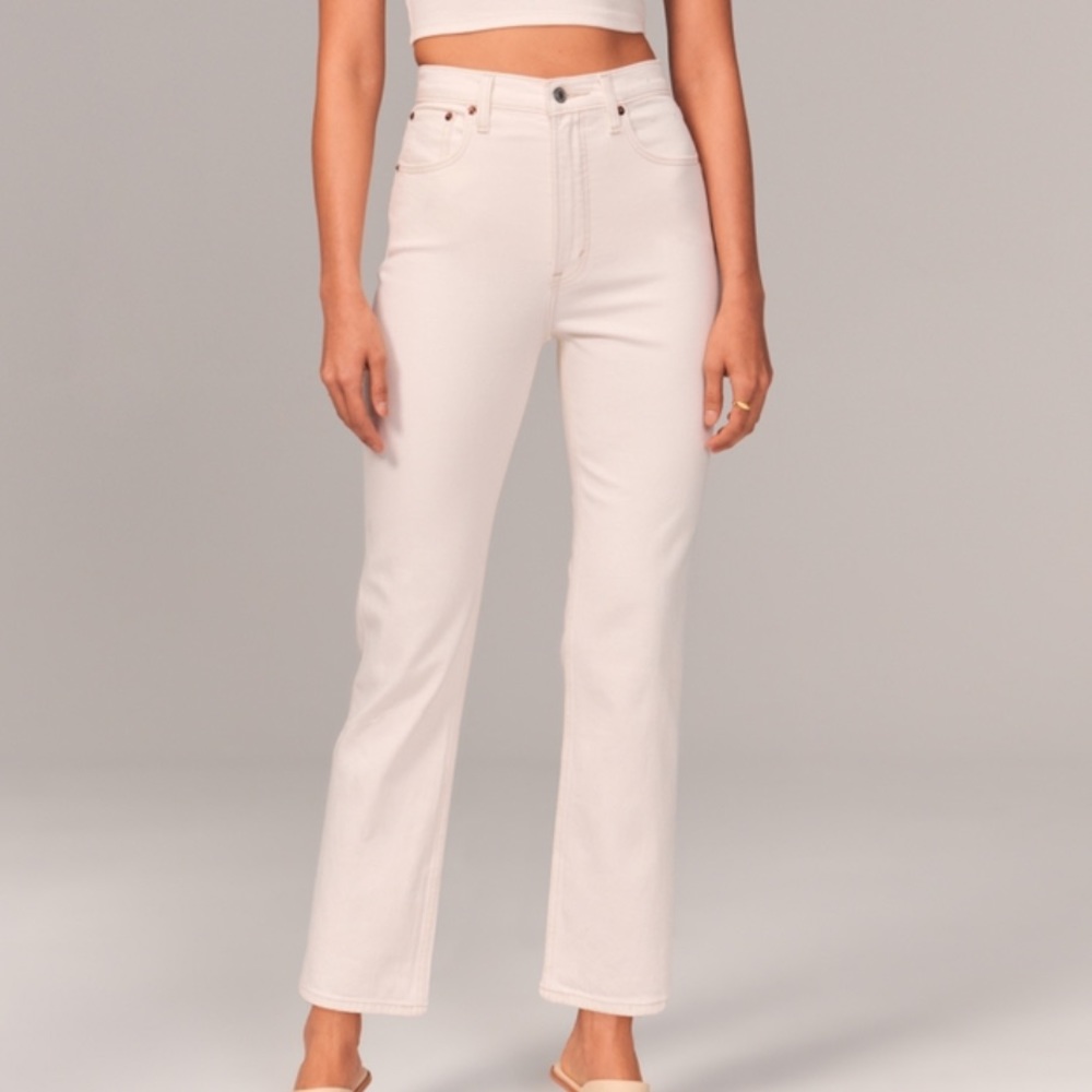 Abercrombie Curve Love Ultra High Rise Ankle Straight Jean